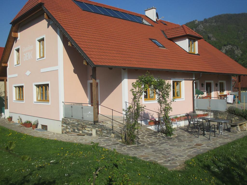 GästeHaus Rudolf u. Sandra DENK Wösendorf Exteriör bild